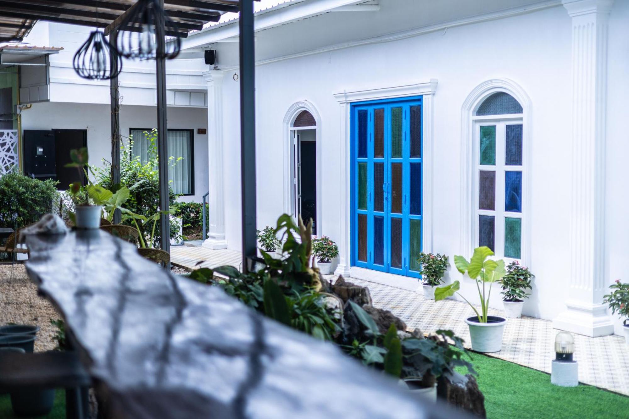 Blue Carina - Sha Hotel Phuket