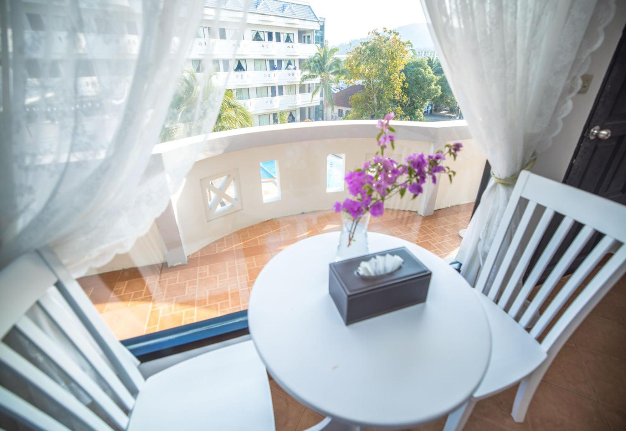 Hotel Blue Carina - Sha